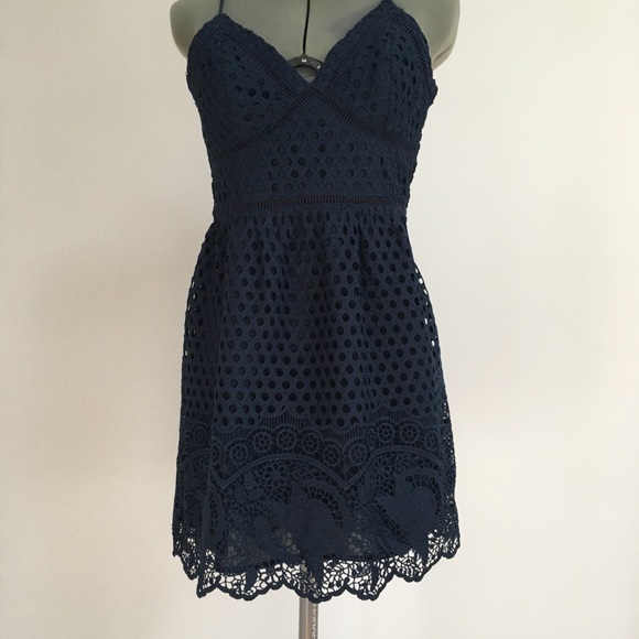 Abercrombie & Fitch Eyelet Spaghetti Straps Mini Navy Blue Dress - Picture 4 of 10